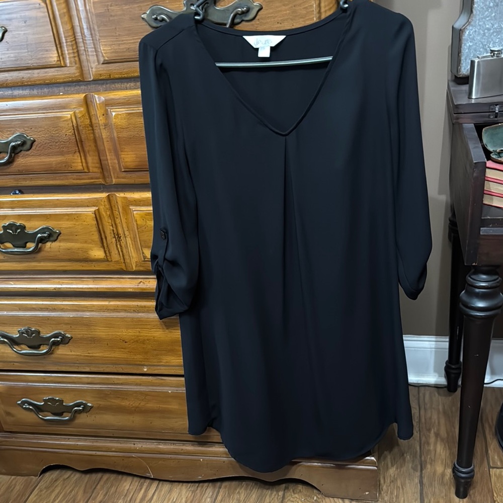 Decree Black V-Neck Top